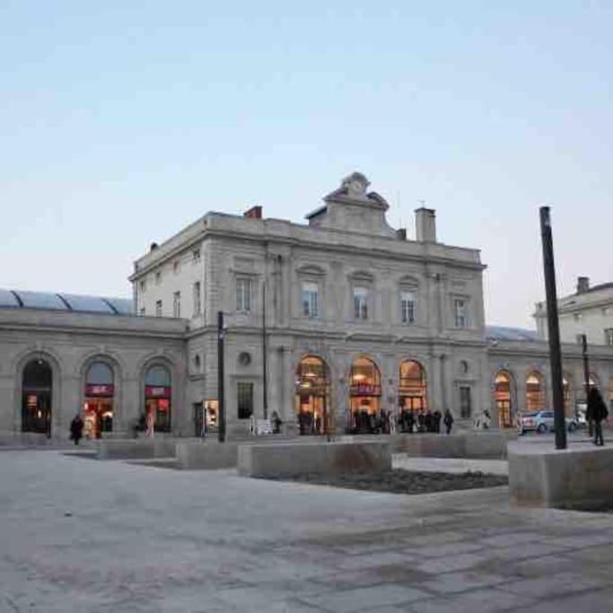 Apppartement Des Sacres De Reims Apartment Екстериор снимка